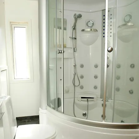 5 Star Holiday Home In Hadsund Tatil Evi Odde
